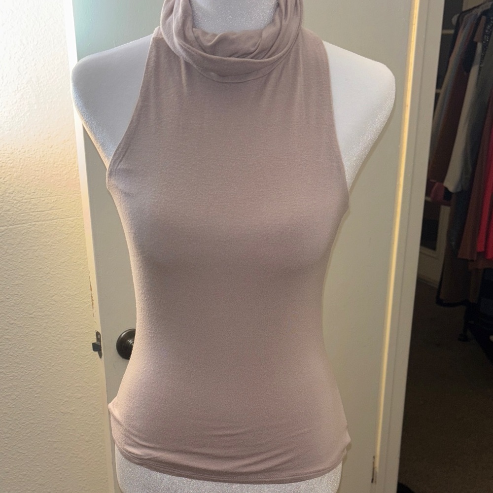 Lulu's Taupe Sleeveless Top